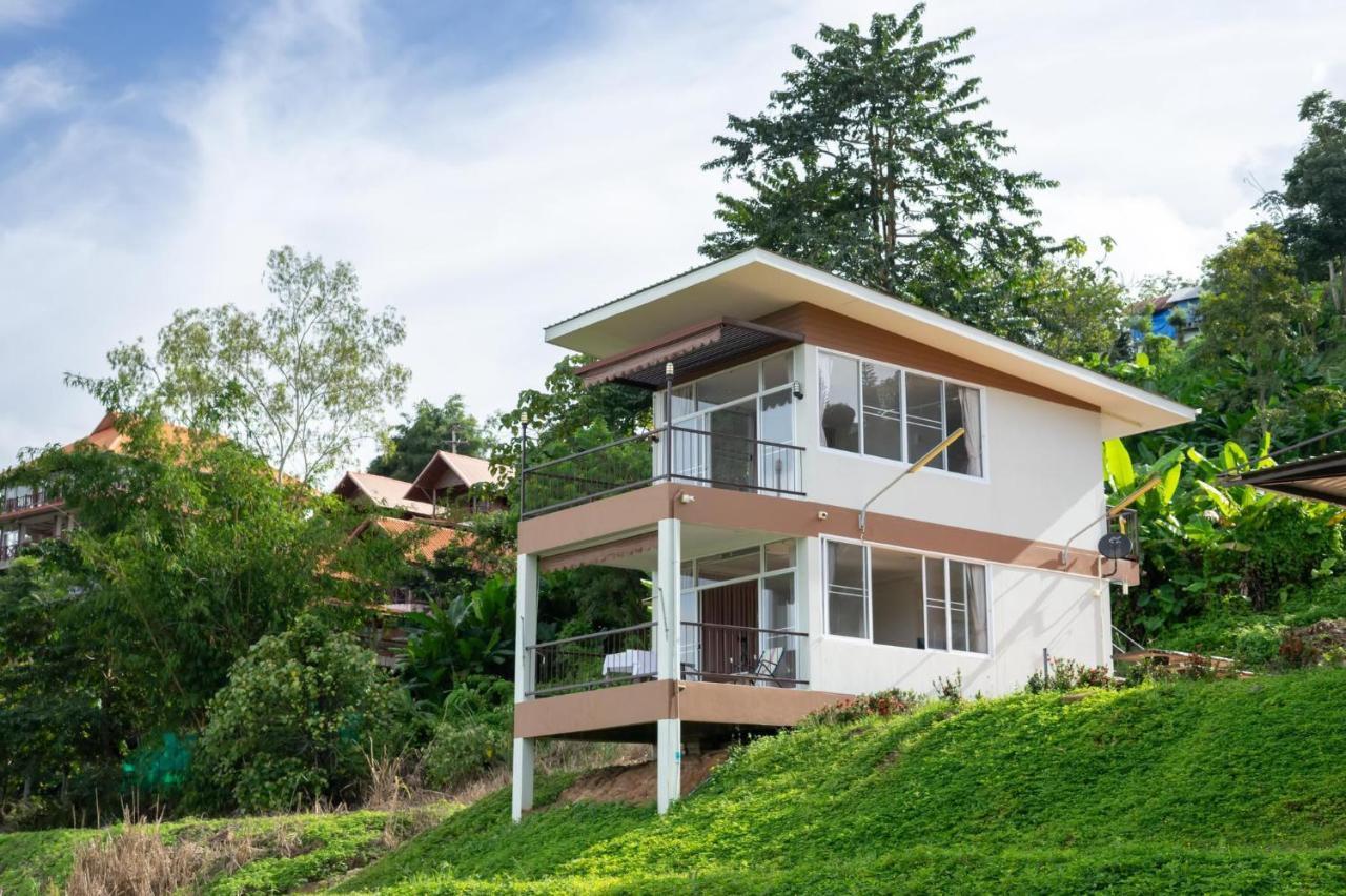 The Private 2 @ Khao Kho Hotel Екстериор снимка